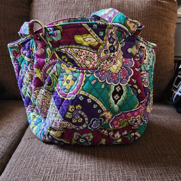 Vera Bradley Handbags - Vera Bradley handbag